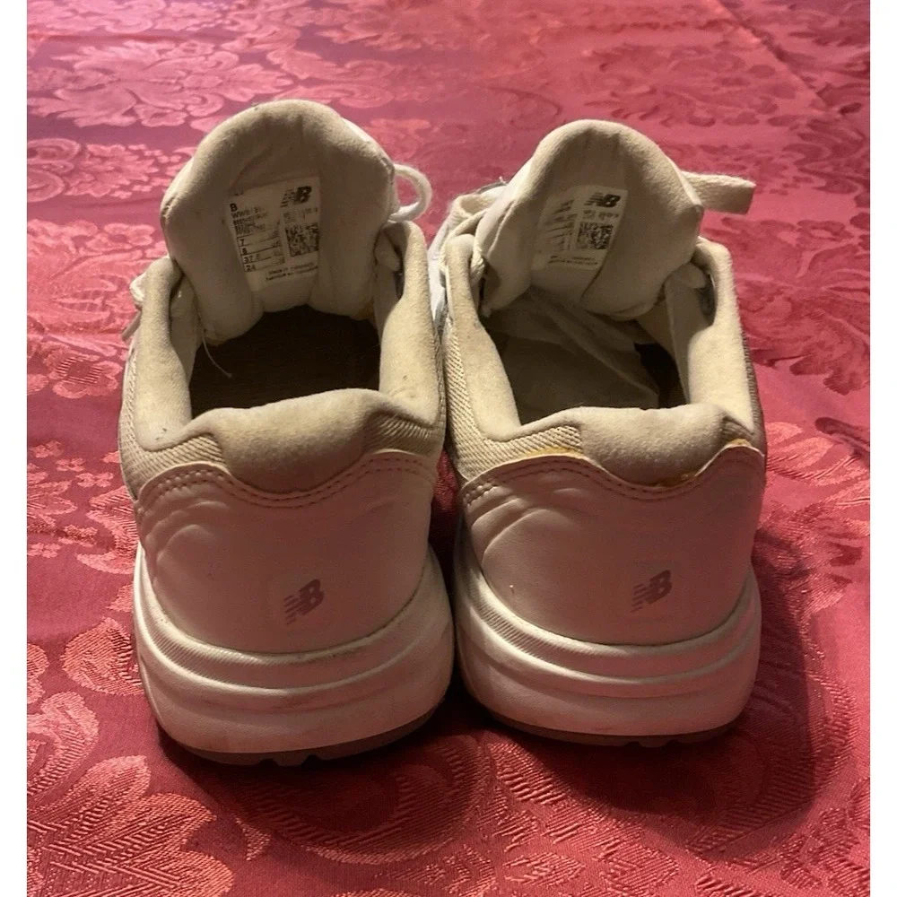 New Balance White Leather Lace Up 813 Wide Roll Bar Sneakers Walking Tennis SZ 7